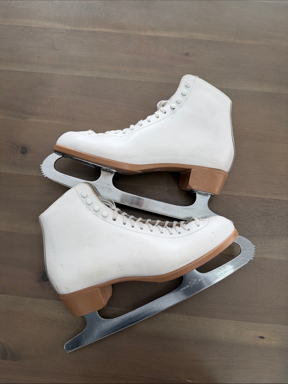 White Women's Figure Ice Skates - Classic Lace-Up Design